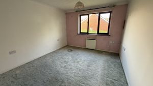 Bedroom- click for photo gallery